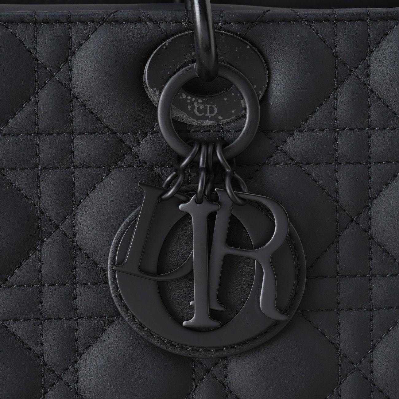 CHRISTIAN DIOR(USED)크리스찬 디올 M0566 까나쥬 레이디백 라지